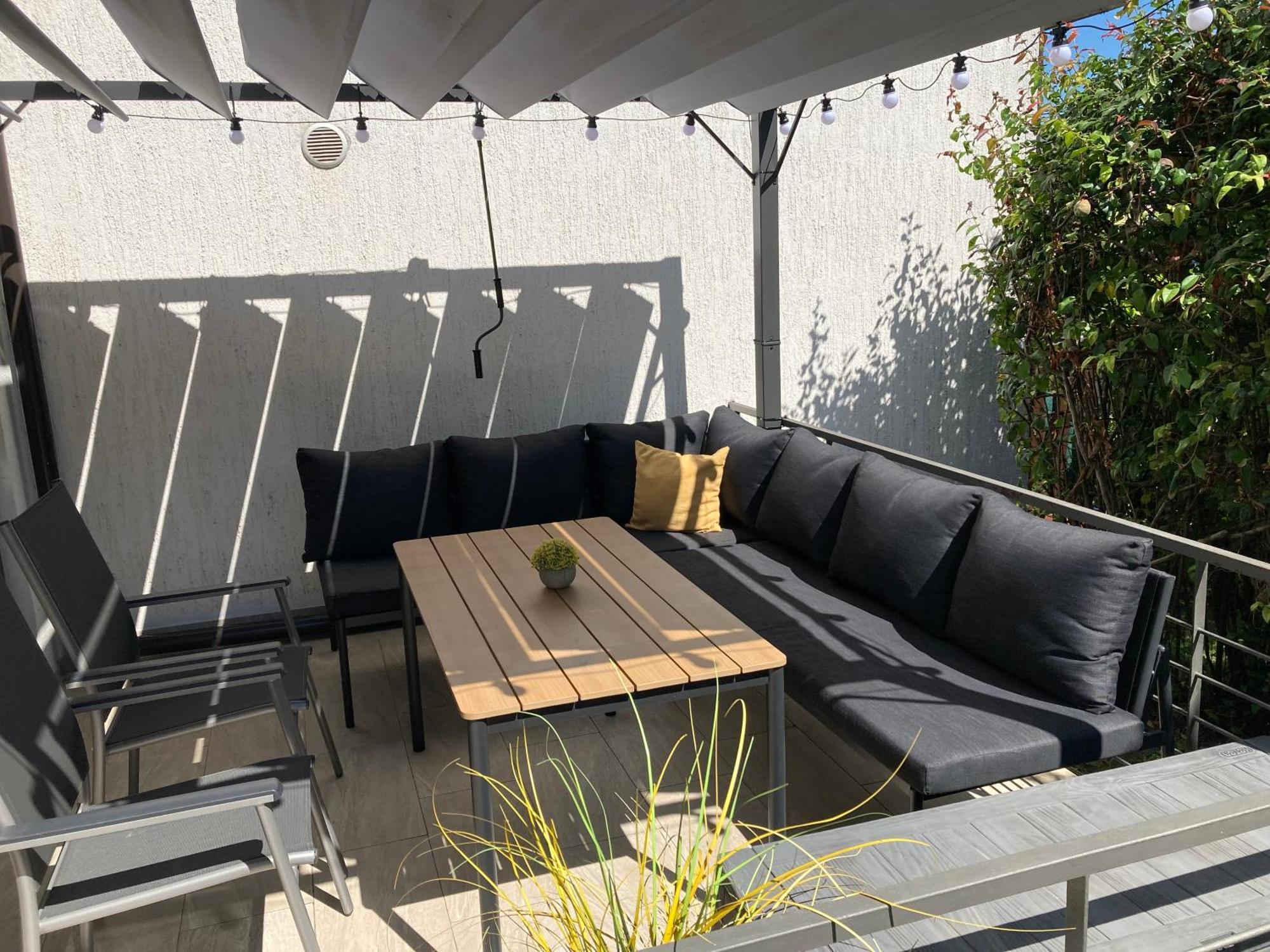 Apartman Sonas With Free Private Parking Karlovac Dış mekan fotoğraf